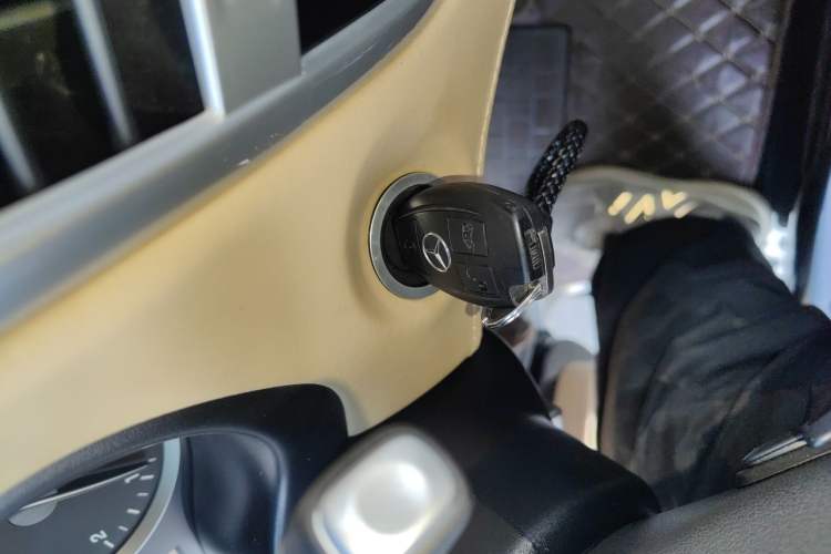 Used Mercedes-Benz Vito 2018 2.0T Business Version China V Emission Standard