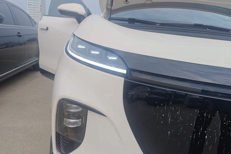 Used VOYAH COURAGE 2025 Model Rear-Drive Qiankun Edition
