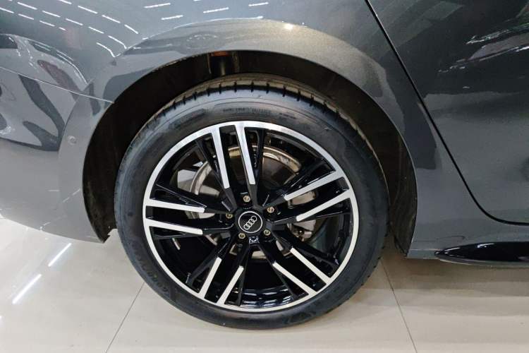 Used Audi A5L 2026 2.0T Sport Plus Exterior 5