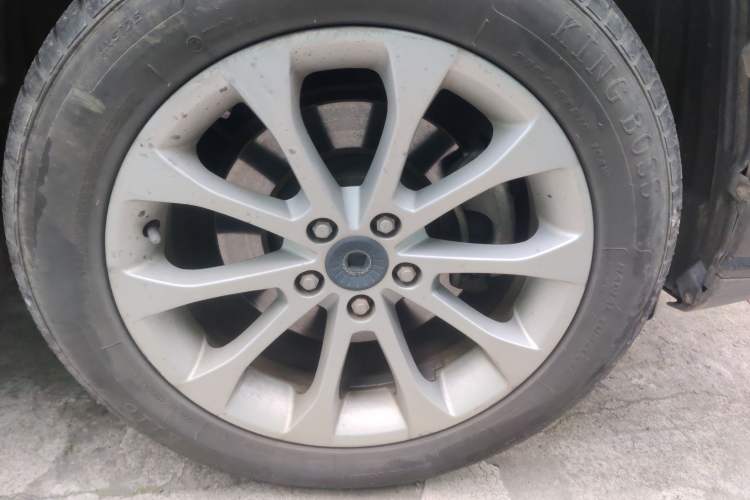 Used Haval H2 2017 Red-Label 1.5T Automatic Two-Wheel Drive Luxury Model Right Front Wheel Hub