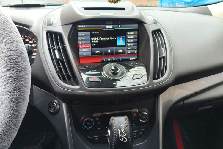 Used Ford Kuga 2015 2.0L GTDi Four-Wheel Drive Prestige Model Audio And AC Panel