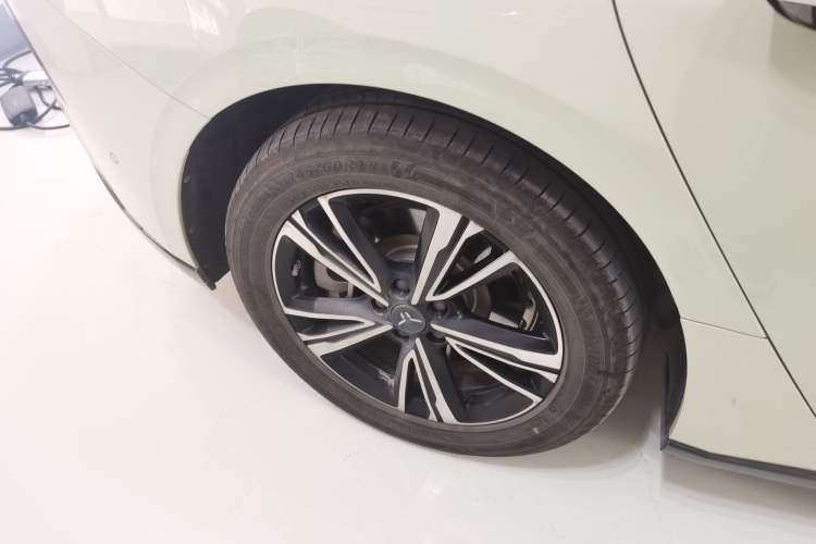 Used Hongqi EH7 2024 690 Pro