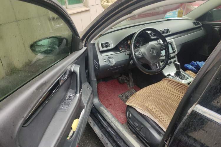 Used Volkswagen Magotan 2013 2.0 TSI Luxury Model Driver Seat