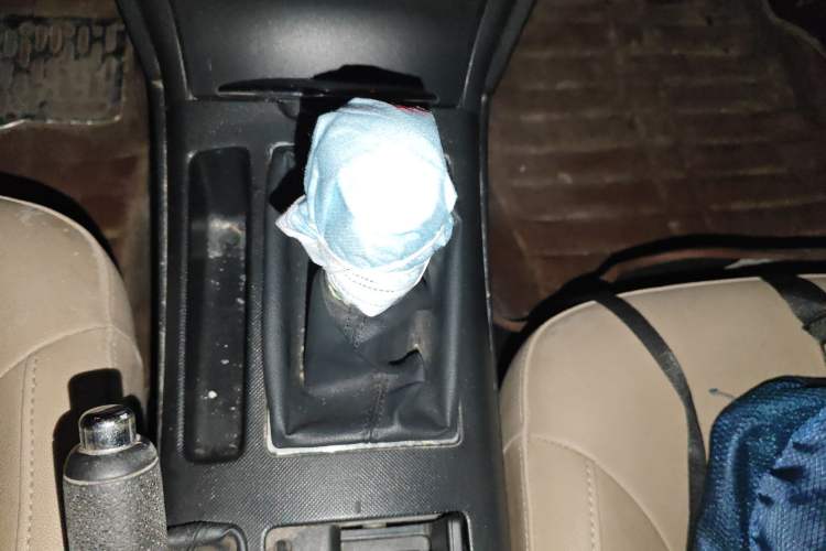 Used Bestune B70 2014 2.0L manual luxury version Gear Lever