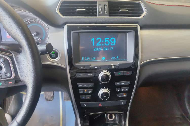 Used Haval H2 2016 Red Label 1.5T Manual Two-Wheel Drive Elite Model