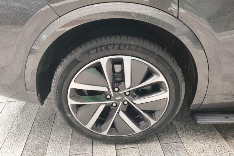 Used Li Auto L9 2024 Ultra Model
