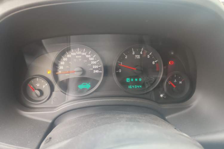 Used Jeep Compass 2011 2.4L four-wheel drive Comfort version