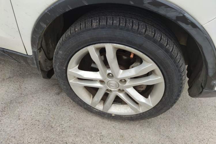 Used CHANGAN CS35 2015 1.6L Manual Luxury Model China IV Standard
