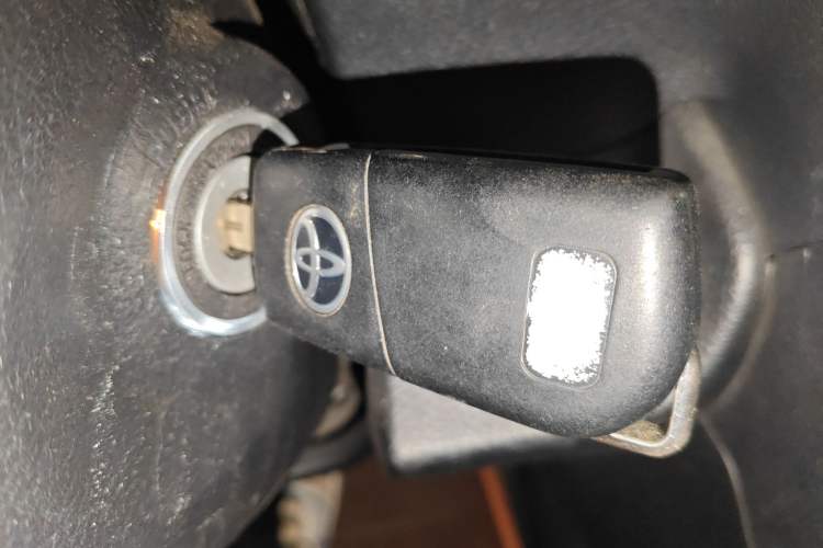 Used Toyota Camry 2015 2.0G Premier Edition