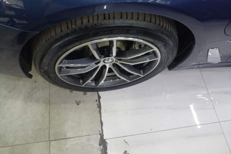 Used BMW 5 Series New Energy 2021 535Le Pioneer Edition M Sport Package
