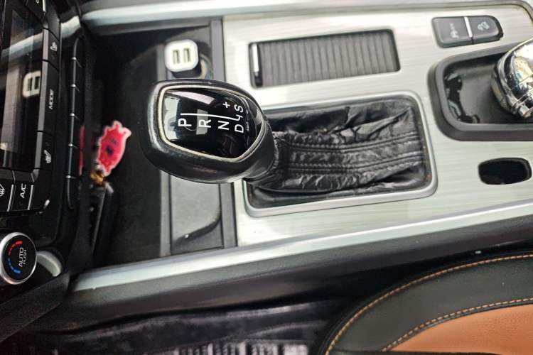 Used Geely Auto Vision X6 2016 1.3T CVT Flagship Model