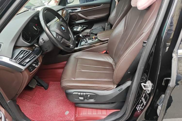 Used BMW X5 2017 xDrive28i Left Front Seat