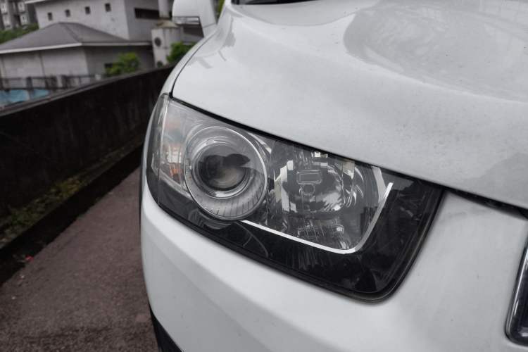 Used Chevrolet Captiva 2015 2.4L 4x4 Flagship Edition 7-Seater