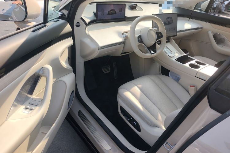 Used Hima Luxeed R7 2025 Range-Extended Version 251 km Max
