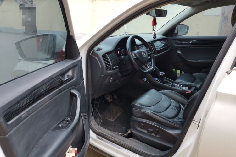 Used Skoda Kodiaq 2019 Facelifted TSI330 5-Seater Two-Wheel-Drive Luxury Enjoyment Edition China VI Standard Driver Seat