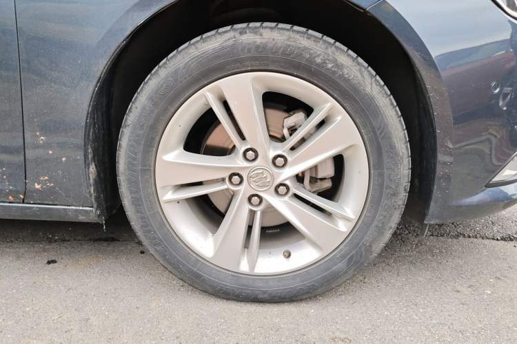 Used Buick Regal 2019 20T Luxury Model China VI Standard