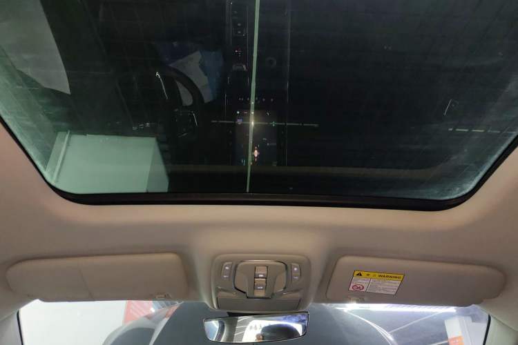 Used Roewe RX5 2023 PLUS 330TGI Automatic Trendsetting Smart Edition Headliner