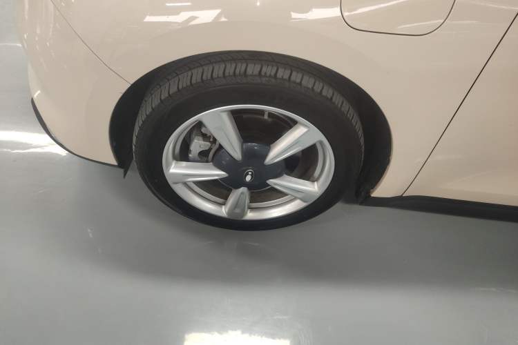 Used ORA Good Cat 2023 401 km Standard Range Prestige Version Lithium Iron Phosphate