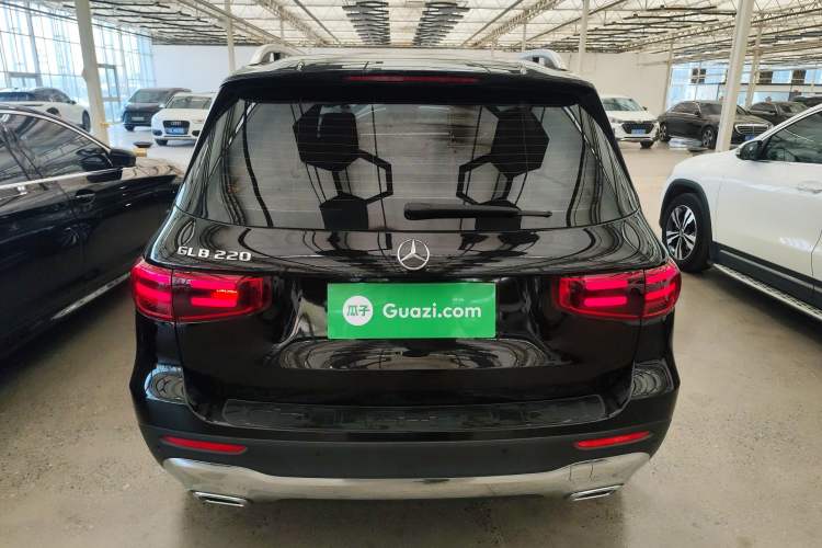 Used Mercedes-Benz GLB 2024 Refresh GLB 220 Fashion Edition Rear