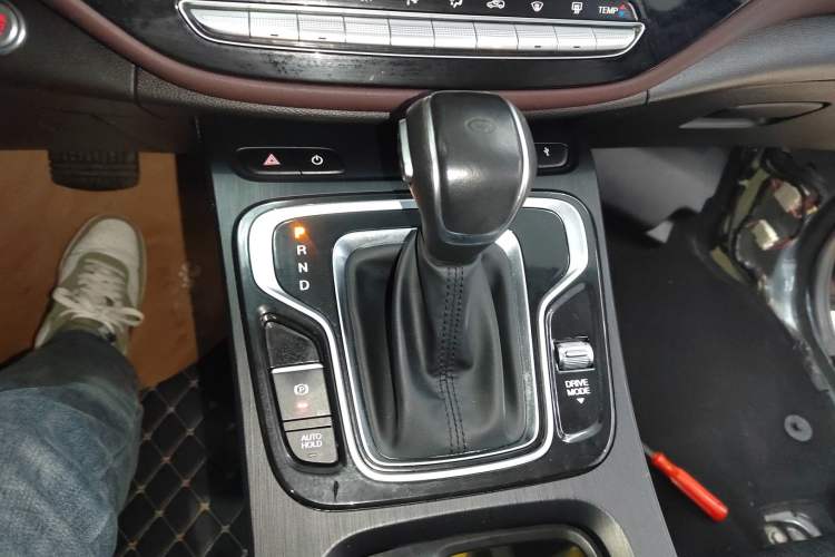 Used GAC Trumpchi M6 2021 270T DCT Elite Edition (7-seater)
