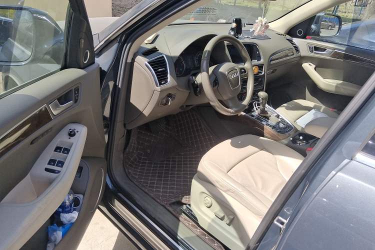 Used Audi Q5  Driver Seat