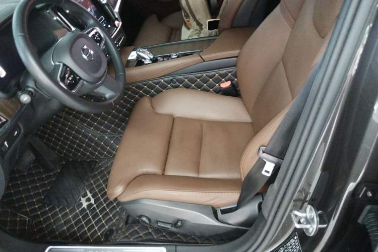 Used Volvo S90 2022 B5 Zhiyuan Luxury Edition