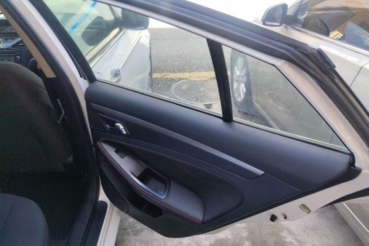 Used Bestune B70 2014 2.0L automatic comfort version