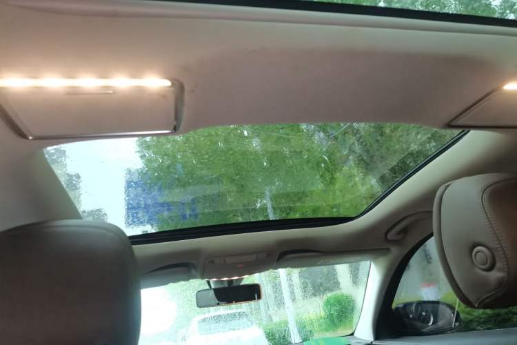 Used Mercedes-Benz E-Class 2020 E 300 L Luxury Model Headliner