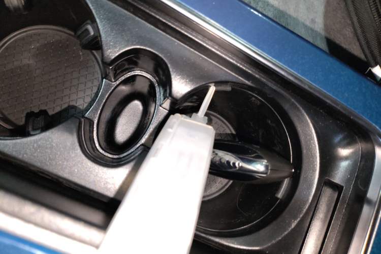 Used Hongqi HS7 PHEV 2025 Model 2.0T PHEV Four-Wheel Drive 2 Million Units Commemorative Edition 6-Seater