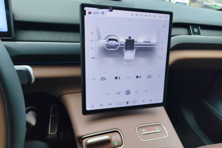 Used Nio ES8 2024 75 kWh
