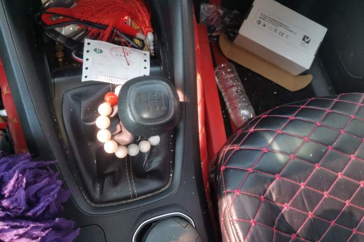 Used Wuling Hongguang S3 2018 1.5L Manual Standard Version China V Standard Gear Lever