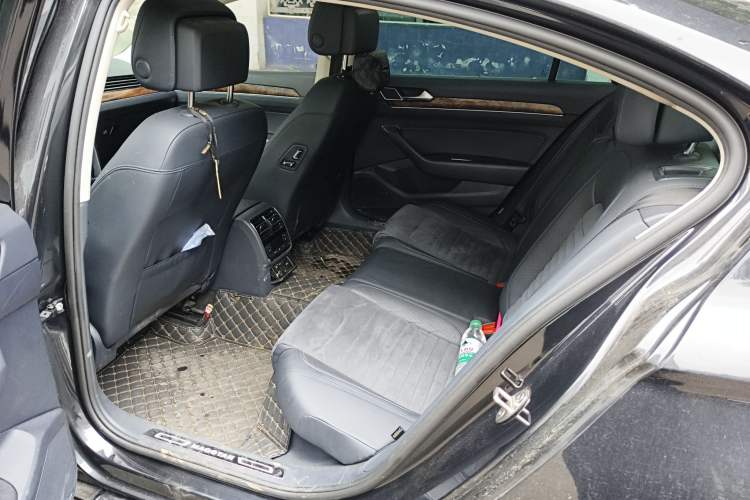 Used Volkswagen Magotan 2017 330TSI DSG Luxury Model