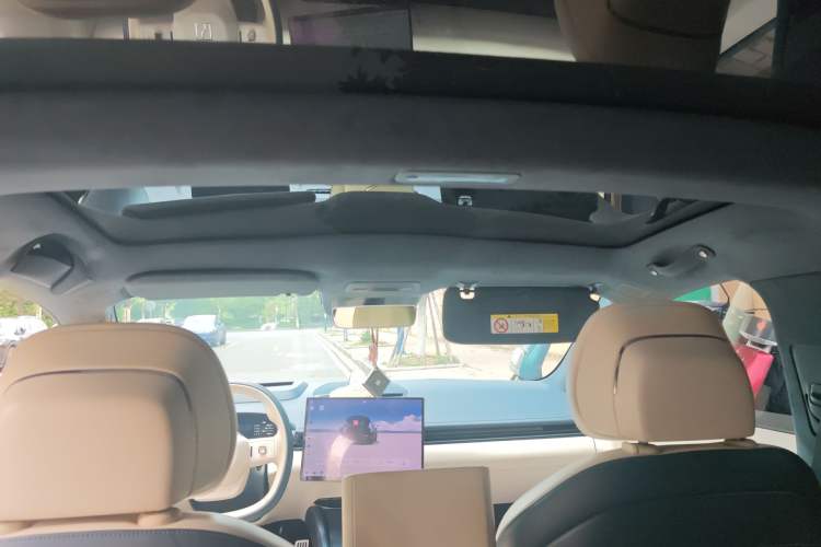 Used Zeekr 007 2024 Four-Wheel Drive Intelligent Driving Version 100 kWh Headliner