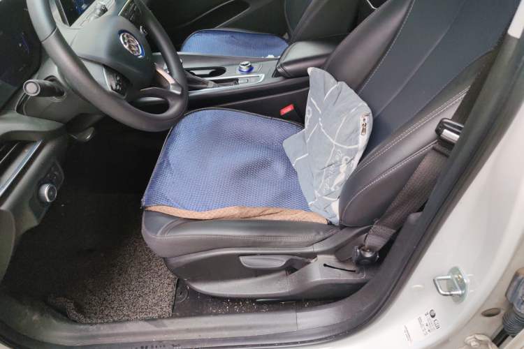 Used Buick Velite 6 2022 Plug-in Hybrid Connected & Shared Model Left Front Seat