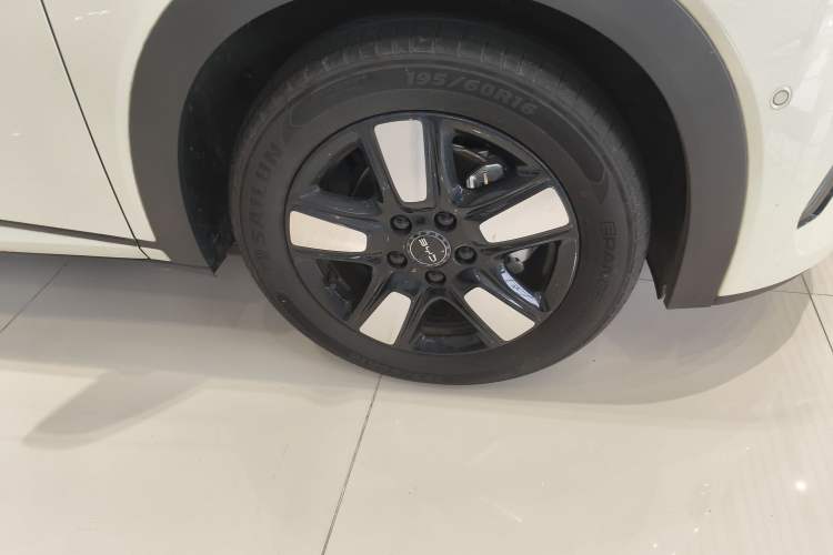 Used BYD Dolphin 2025 Intelligent Driving Version 410 km Fashion Edition