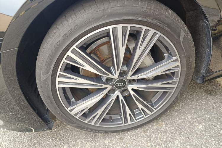 Used Audi A6L 2024 45 TFSI Prestige Dynamic Edition Left Front Wheel Hub