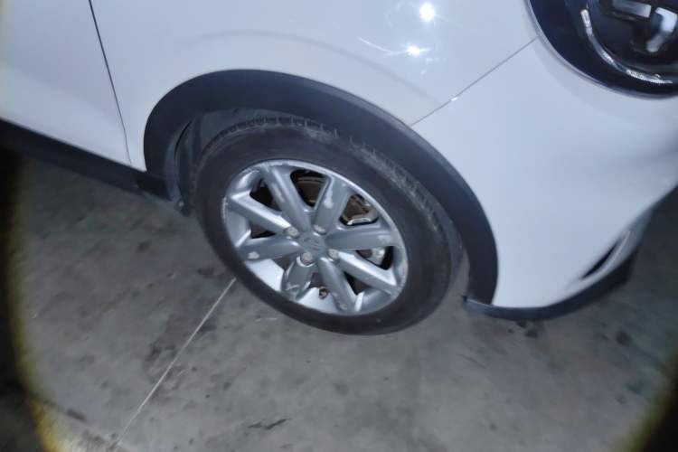 Used Leapmotor T03 2022 Crystal Edition Right Front Wheel Hub