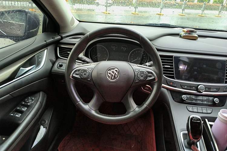 Used Buick LaCrosse 2016 Revised Version 28T Elite Edition Steering Wheel