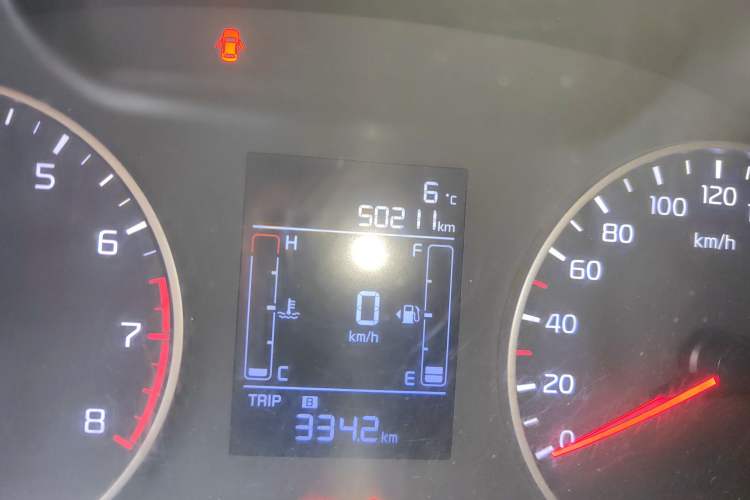 Used Kia Forte 2019 1.6L Manual Comfort Edition China VI Standard Odometer Close Up