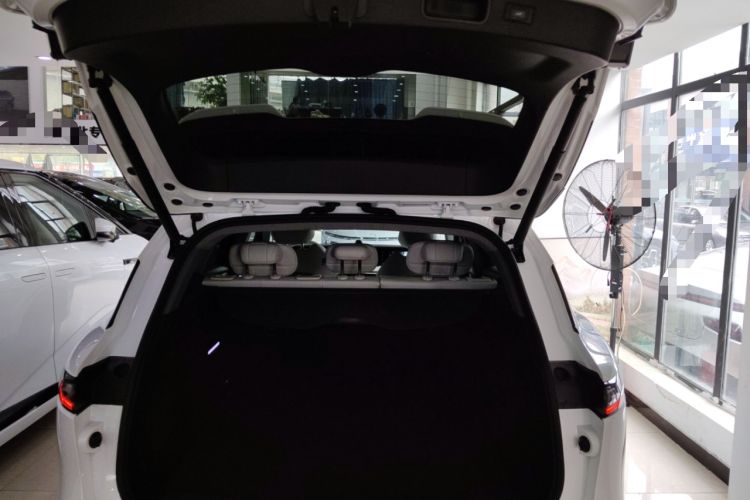 Used VOYAH FREE 2025 318 318 km Rear-Drive Touring Edition Trunk