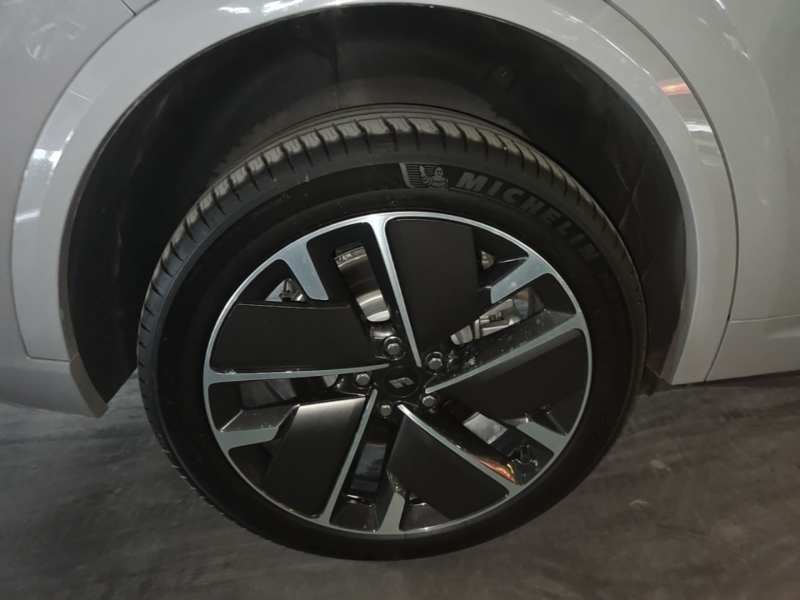 Used Li Auto L9 2025 Ultra Smart Refreshed Edition — 25