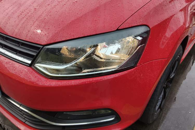 Used Volkswagen Polo 2014 1.6L Automatic Comfort Edition Left Front Headlight