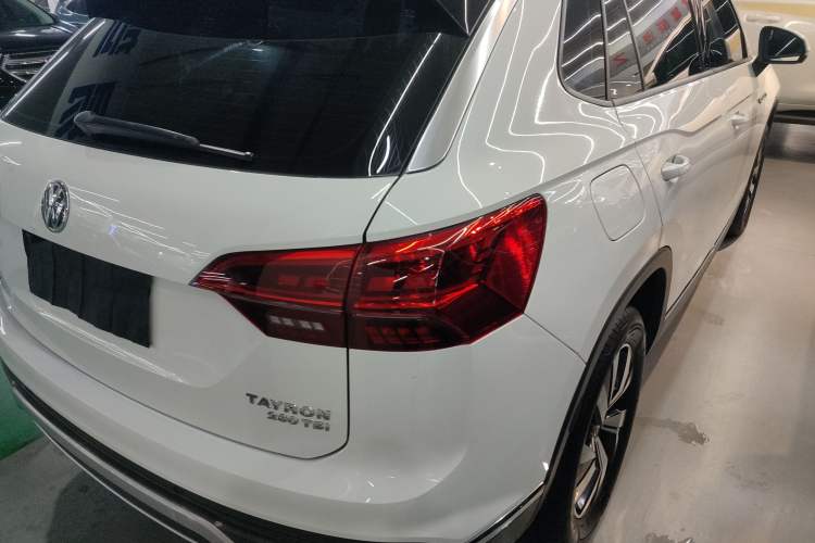 Used Volkswagen Tayron 2020 280TSI Two-Wheel Drive Luxury Connect Edition Right Rear Taillight