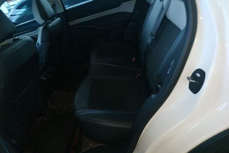 Used Ford EVOS 2022 EcoBoost 245 Style Edition Interior 4