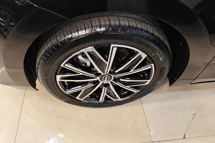 Used GAC Trumpchi Trumpchi E8 2024 Honor Series 2.0L Honor Edition
