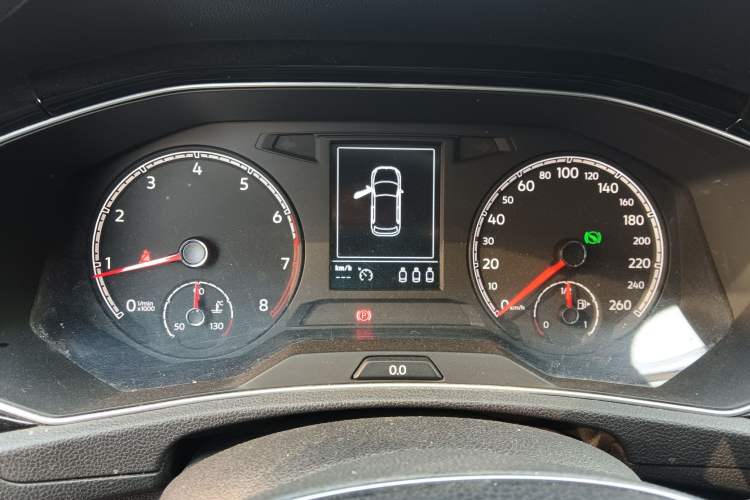 Used Volkswagen T-ROC 2019 280TSI DSG Two-Wheel Drive Comfort Version China VI Standard
