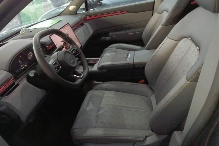 Used Zeekr 7X 2025 100kWh Long-Range All-Wheel Drive Intelligent Driving Version
