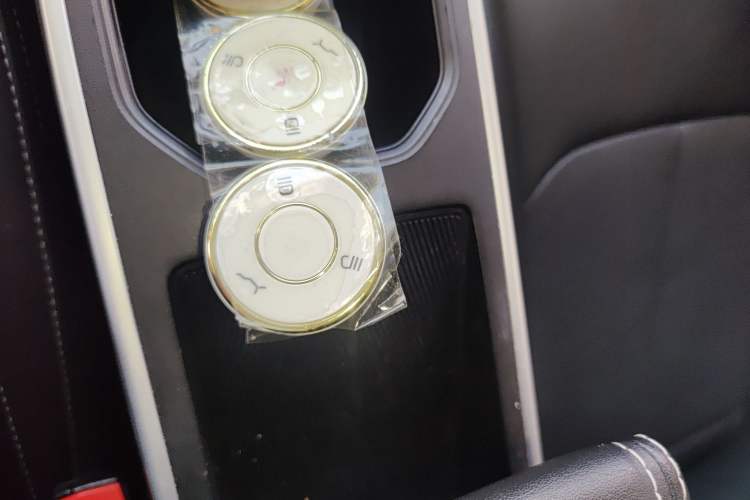 Used NETA AYA 2023 Revised Version 401 Lite Interior 1