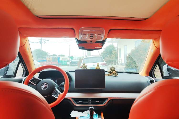 Used BYD Tang 2019 2.0T Automatic SmartConnect Luxury 7-Seater China VI Standard Headliner