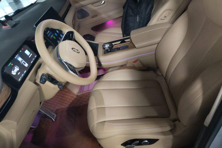 Used Hima AITO M7 2024 1.5T Rear-Drive Plus Version 5 Seats
